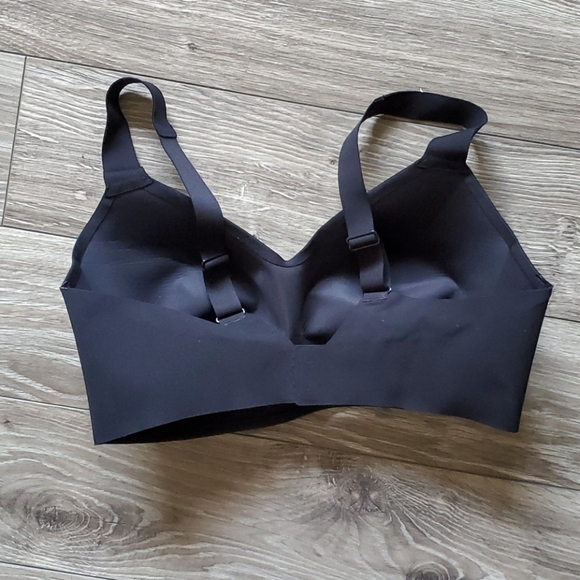 Lululemon Bra - Picture 2 of 2